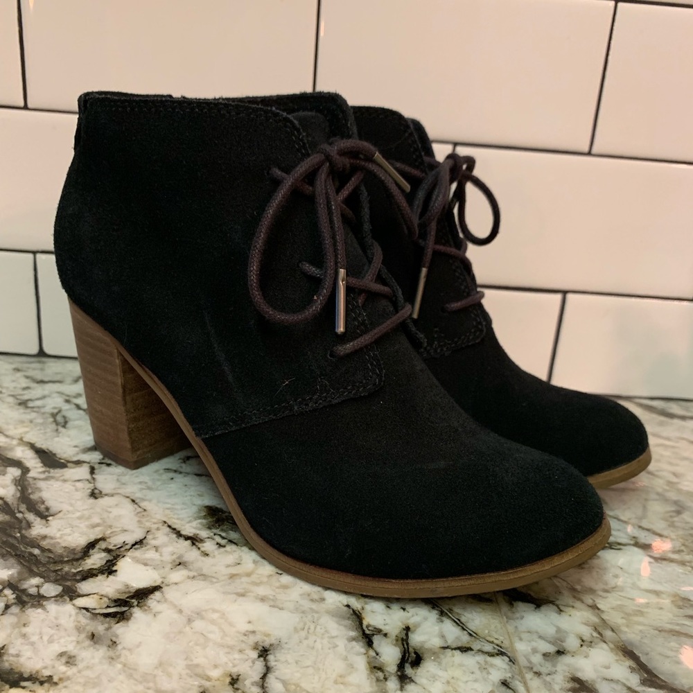 TOMS shoes